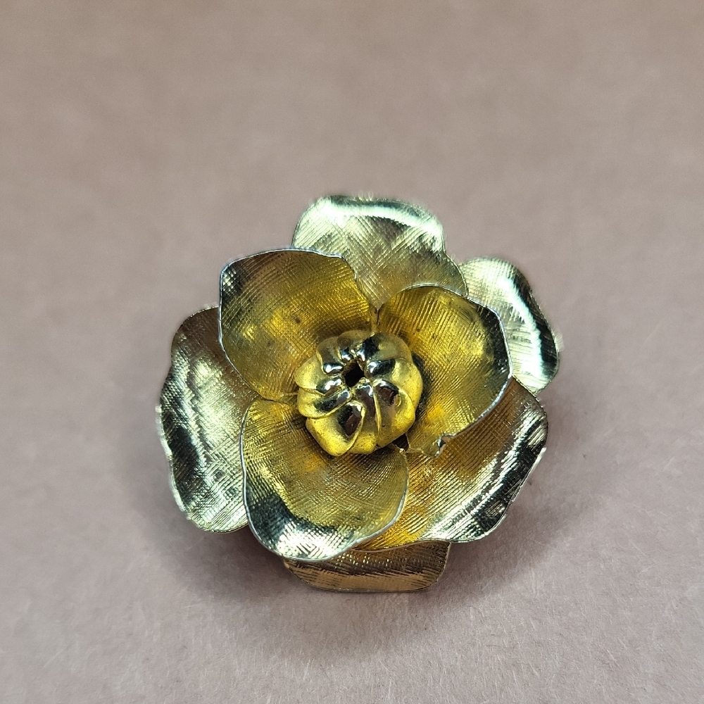Gold Flower Brooch